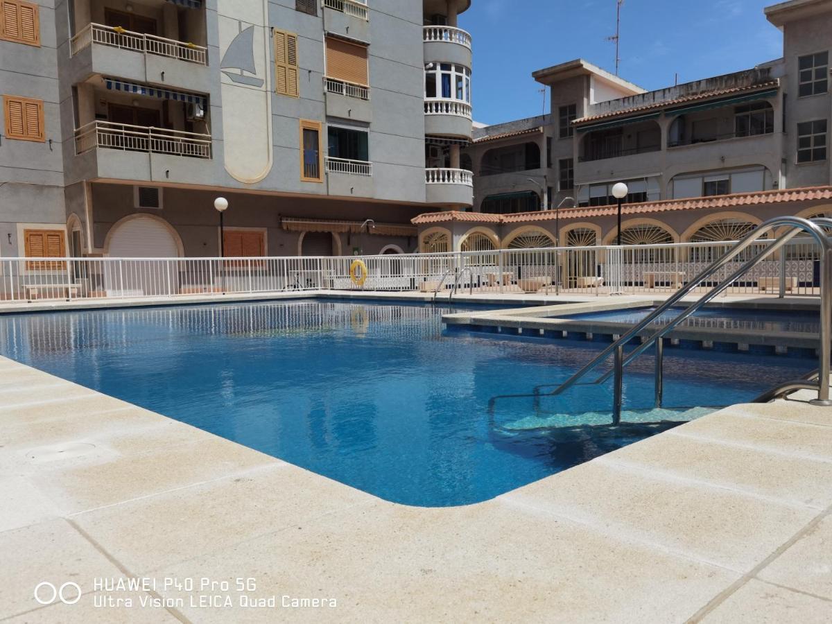 Holiday Apartment Torrevieja Exterior foto